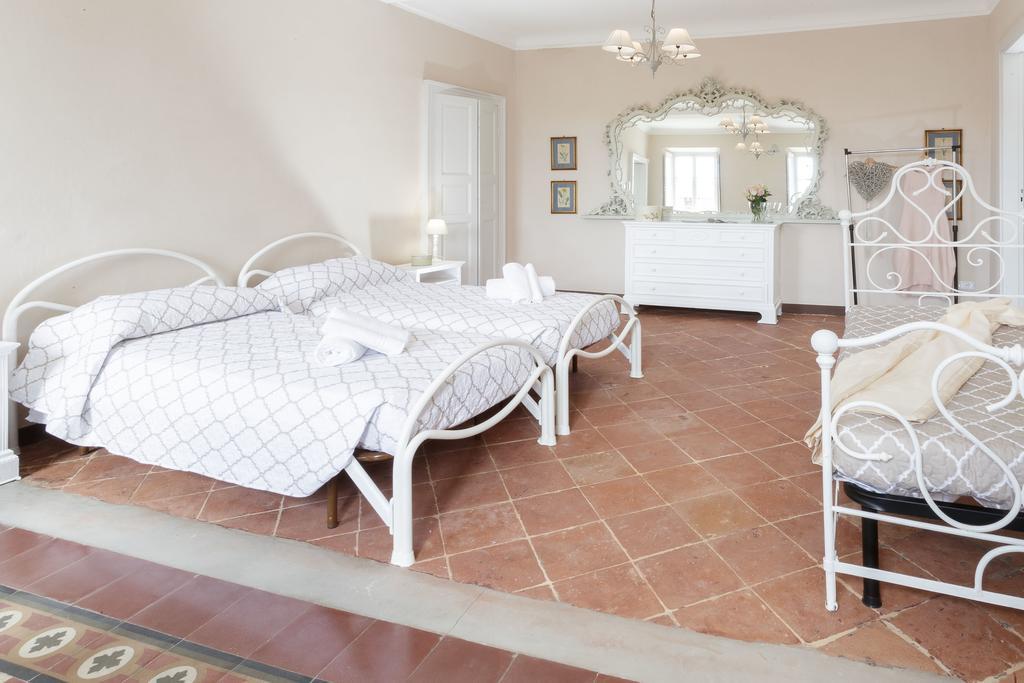 Rose Suite Apartments Roppolo المظهر الخارجي الصورة